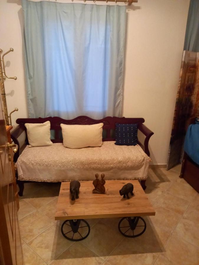 Κυκλαδίτικη Βίλα Στην Παραλία Αντώνηδες, Κύθνου Kythnos Exterior photo
